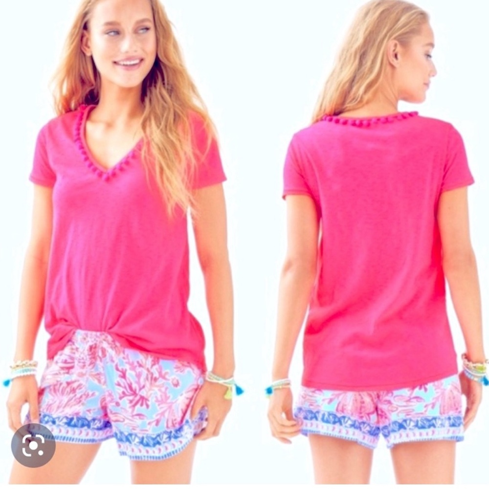 Lilly Pulitzer Etta V Neck Pom Pom  short sleeve Tee Shirt pink SZ M SPOT pics.